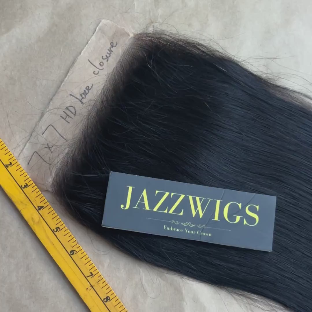 4 Raw Vietnamese Straight Hair Bundles with 7×7 HD Lace Closure